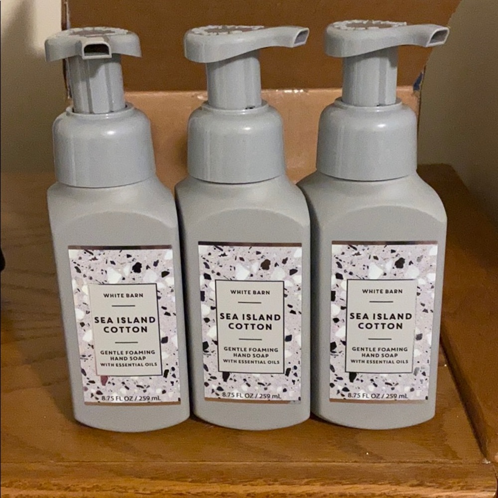 Bath and Body Works Sea Island Cotton Foaming Soap